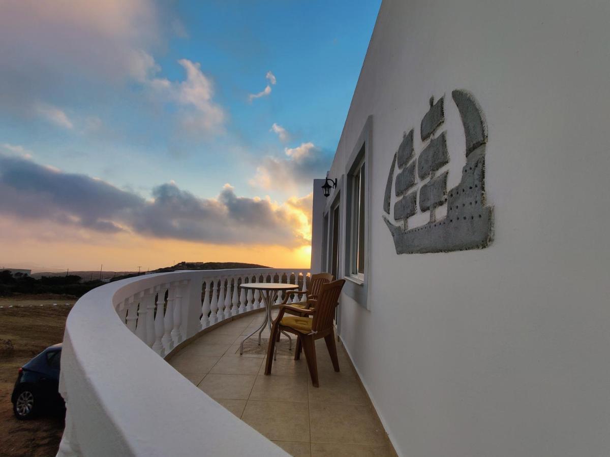 Lakena Sunset View Villa Menetaí المظهر الخارجي الصورة